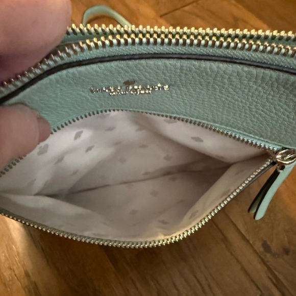 Kate Spade New York Jackson Top Zip Crossbody - Picture 4 of 9